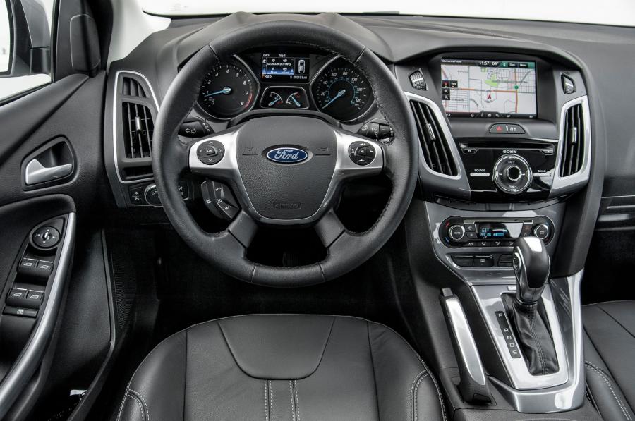  Ford Focus  Titanium 2014 года  (фото 17 из 21)